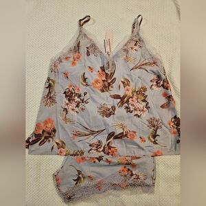 Brand new Victoria's Secret 2 piece pajamas